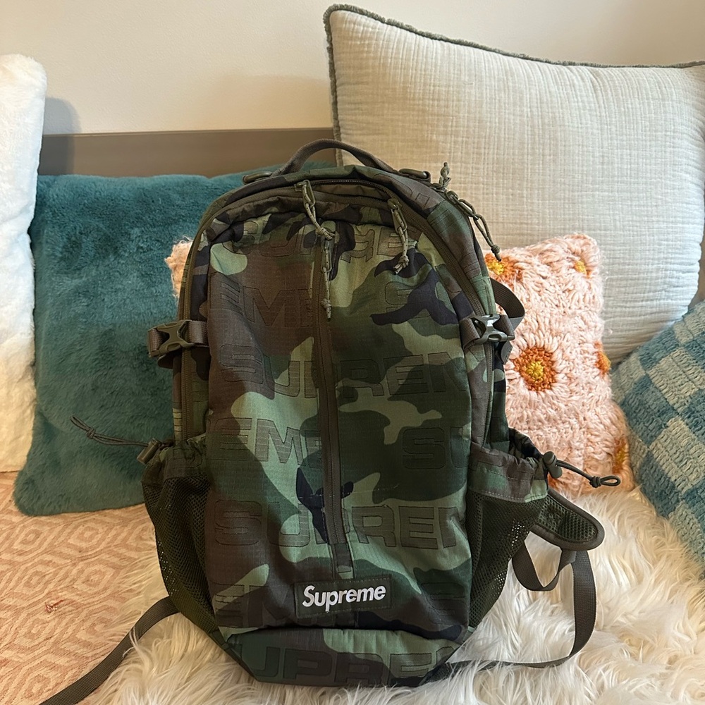 Supreme Camouflage Men's Backpack